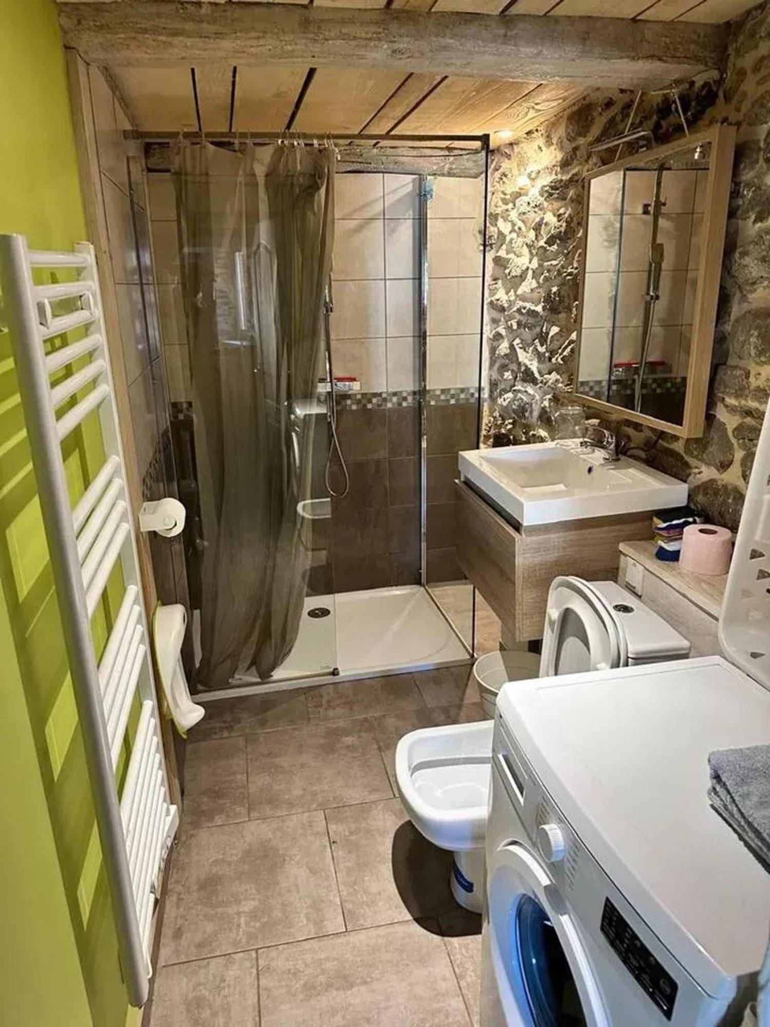 Chalet Confortable A Ascou Avec Vue Sur La Montagne Luaran gambar
