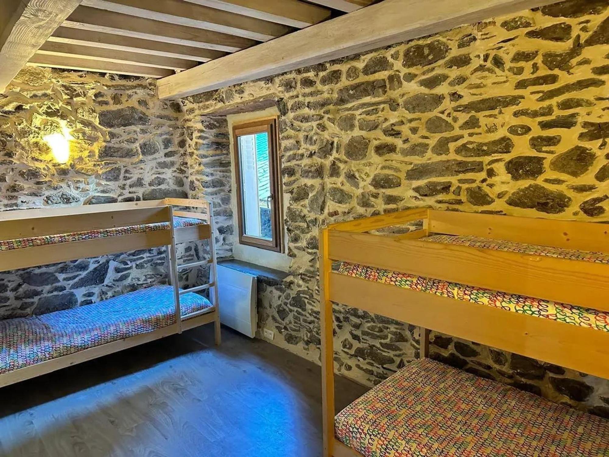 Chalet Confortable A Ascou Avec Vue Sur La Montagne Luaran gambar