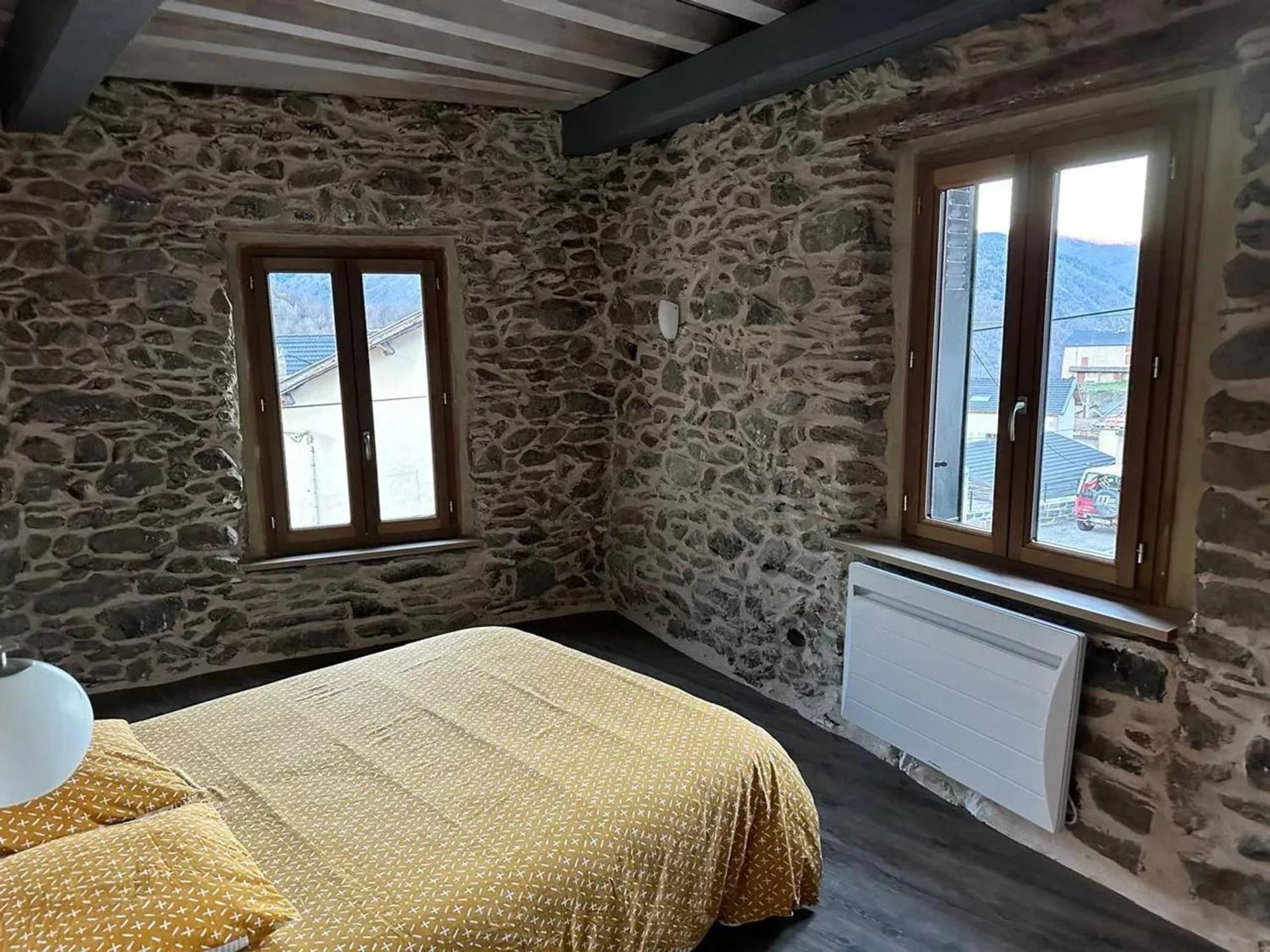 Chalet Confortable A Ascou Avec Vue Sur La Montagne Luaran gambar